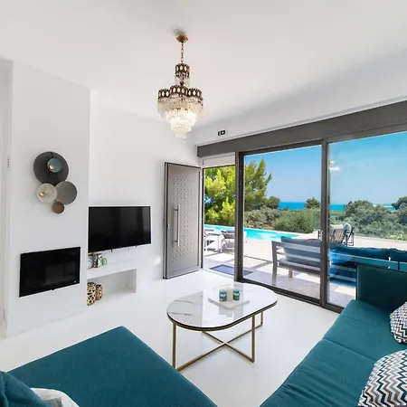 Vila Gaia - Divine Private With Pool, Close To Agios Ioannis (Lefkada)
