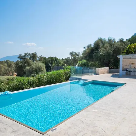 Villa Gaia - Divine Private With Pool, Close To Agios Ioannis (Lefkada)