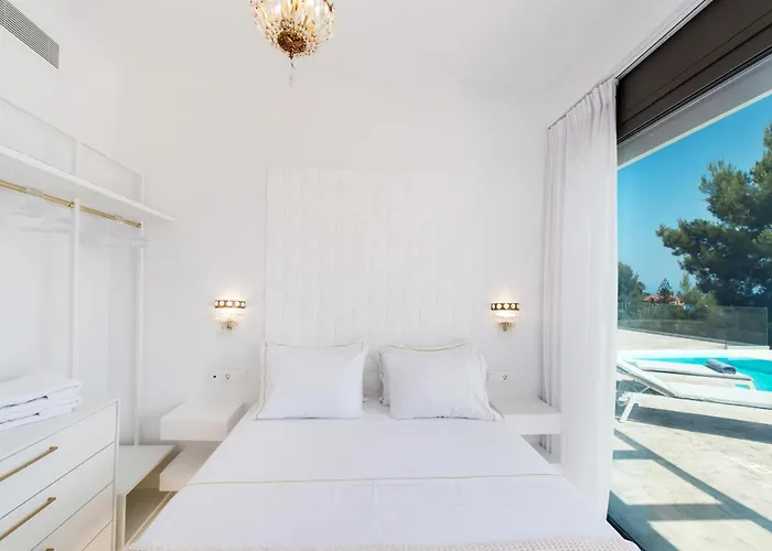 Gaia - Divine Private With Pool, Close To * 圣爱奥尼斯米科