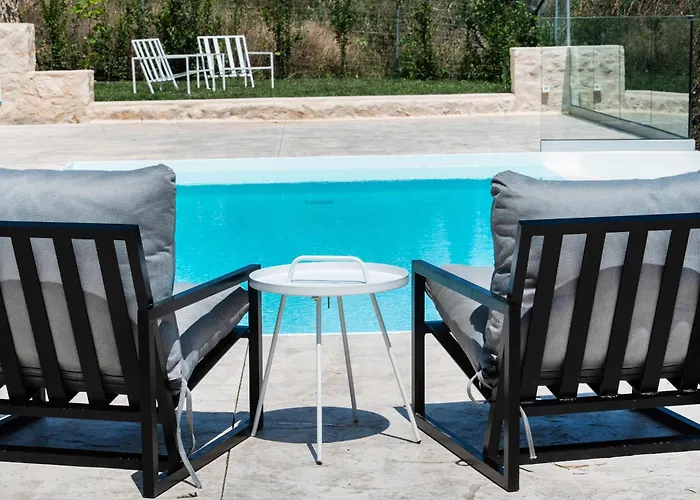 Gaia - Divine Private With Pool, Close To 圣爱奥尼斯米科